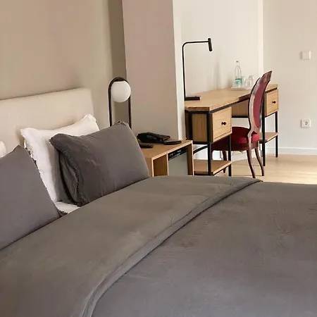 Otel Cirera 4*